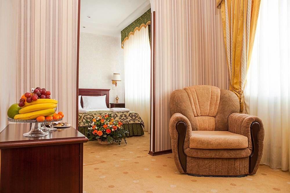 "Rush Hotel" Astana Exterior foto